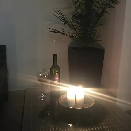 Sunny Estate Apartament *