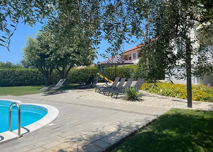 Sunny Estate شقة *