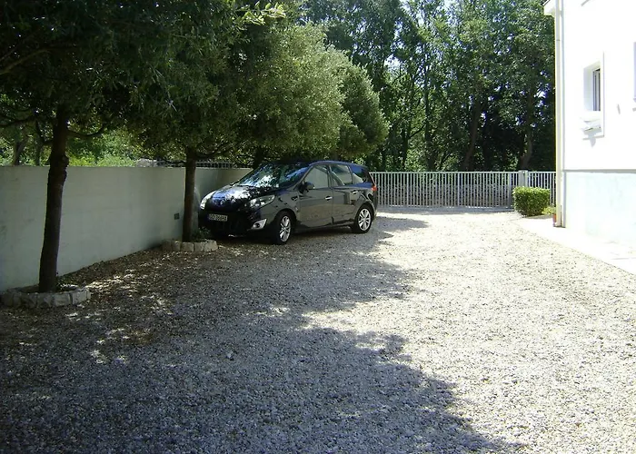 Sunny Estate * زاتون